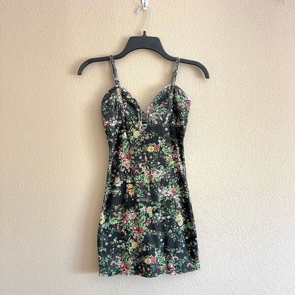 Insight Floral Mini Dress - Picture 1 of 6
